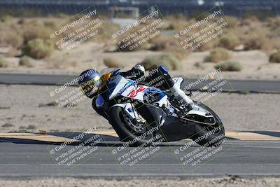 media/Oct-05-2025-CVMA (Sun) [[beeef4f201]]/Race 17-Amateur Formula Open/